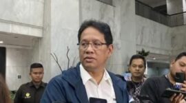 Purbaya saat Diwawancarai Media