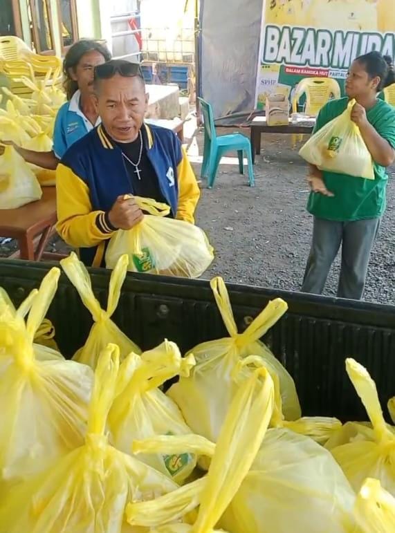 Rikardus Persli, Sekertaris DPD II Golkar Manggarai Timur. Sekaligus DPRD Dapi IV Fraksi Partai Golkar