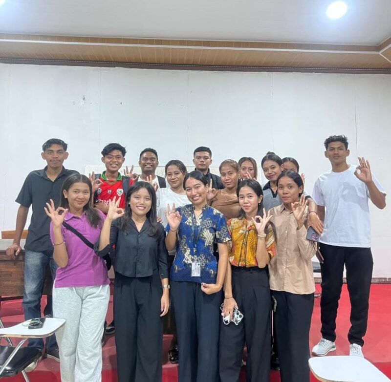 Bidang Sosialisasi dan Publik Speaking UKM Donasi Sampahmu.id