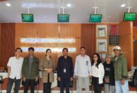 Usai Audiensi Walhi NTT dengan Pihak PTUN Kupang Sekaligus Penyerahan Amicus Curiae (Sumber Foto : Doc. Media Walhi NTT)