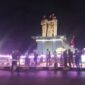 Peserta aksi menyalakan lilin di Bundaran Tirosa Kota Kupang, Sebagai 
‎Simbol Duka dan Solidaritas atas Meninggalnya Yohanes B. Roja,Sabtu Malam7/2/2026. Foto:(Doc.Istimewa)