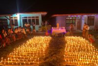 Foto Doa 1000 Lilin dihalaman Kampung Cancar oleh Umat KBG St. Fransiskus Asisi Cancar untuk Perdamaian Dunia