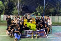 Sejumlah Badan Pengurus, Panitia Penyelenggara dan Tim Futsal Putra Seusai Turnament Berlangsung. Sumber Foto : (Bidang Media & Dokumentasi)
