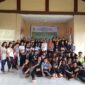 Foto bersama Kapolres Malaka AKBP Riki Ganjar Gumilar, S.I.K., M.M, Ketua Umum Ikatan Mahasiswa Malaka (IMMALA) Kupang periode 2025–2026, serta para calon anggota baru usai kegiatan Masa Penerimaan Anggota Baru (MPAB) di Oeleta, Kota Kupang.(Sumber Foto: IMMALA Kupang/Fenny Bria)
‎
