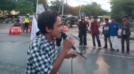 Aktivis Mahasiswa Sandiang Kaya Ndapa Namung Kecam Dugaan Intimidasi dan Kekerasan terhadap Dua Wartawan DeteksiNTT.Foto: Neswline NTT/Sandiang 