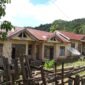 Kondisi Polsek Raimanuk di Dusun Oekofu, Desa Renrua, yang terlihat kosong dan tidak terawat.Foto:Dok.Deni/
‎