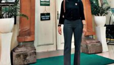 Advokat Regina Yura F. S., S.H. menghadiri sidang terkait kasus penipuan pekerja lokal oleh wisatawan asing di Bali.  