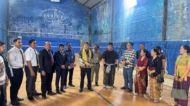 Kuasa Hukum dari Law Firm James Richard and Partners bersama warga Puri Canggu, Banjar Canggu Permai, saat melaksanakan Rapat Dengar Pendapat (RDP) dengan anggota DPD RI, BPN ATR Badung, serta instansi terkait di Gedung Serbaguna Juwita. Sumber Dok: Adv Florianus.