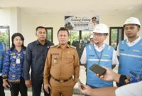 Bupati Kupang Yosef Lede bersama jajaran pemerintah daerah dan perwakilan PLN saat kunjungan kerja ke PLTMG Kupang I di Desa Lifuleo, Kecamatan Kupang Barat, Senin (27/4/2026).