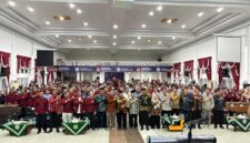 Civitas akademika universitas Muhammadiyah Kupang bersama Prof. Dr. Abdul Mu’ti, M.Ed. Usai gelar Kuliah Tamu. (Sumber Dok: Humas UM.Koe)
