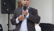 Praktisi hukum sekaligus advokat Stanislaus Tanje, S.H., C.MSP., C. NSP., yang merupakan putra daerah asal desa terjadinya tragedi. Sumber Foto: Adv Florianus.
