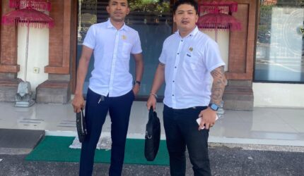 Law firm James Richard & Partners kembali memberikan bantuan hukum kepada para pekerja harian yang di rugikan. Sumber Foto Dok: Adv Florianus.