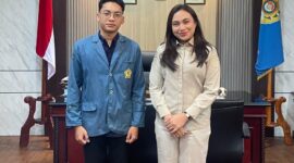 Foto bersama Jordan Geru, Pengurus BEM Universitas Widya Mandira (UNWIRA) dan Wakil Wali Kota Kupang, Ibu Serena Cosgrova Francis, S.Sos., M.Sc.,Foto:Dok.Jordan/
‎