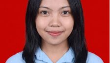 Rafaelinda Elisabet Nggorong
Mahasiswa Semester II, Fakultas FKIP, Prodi PBSI Unika Santu Paulus Ruteng,Foto:Dok. Rafaelinda/