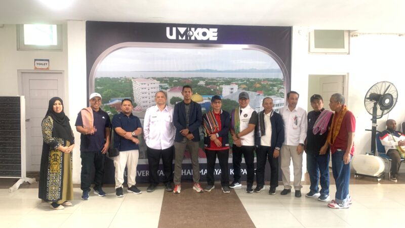Kunjungan perwakilan Kementerian Koordinator Bidang Pembangunan Manusia dan Kebudayaan (Kemenko PMK), Kementerian Pemuda dan Olahraga (Kemenpora), KONI Nusa Tenggara Timur, serta Diaspora Provinsi NTT di Aula Gedung B Universitas Muhammadiyah Kupang. (Sumber foto dok: Hefri Persli)