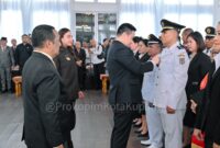 Wali Kota Kupang, dr. Christian Widodo, didampingi Wakil Wali Kota Serena Cosgrova Francis, saat melantik 148 pejabat administrator, pengawas, dan fungsional di Aula Rumah Jabatan Wali Kota Kupang, Senin (10/08/2026).