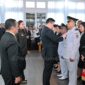 Wali Kota Kupang, dr. Christian Widodo, didampingi Wakil Wali Kota Serena Cosgrova Francis, saat melantik 148 pejabat administrator, pengawas, dan fungsional di Aula Rumah Jabatan Wali Kota Kupang, Senin (10/08/2026).