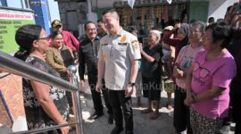 Wali Kota Kupang, dr. Christian Widodo, melakukan inspeksi mendadak (sidak) ke salah satu pangkalan minyak tanah, Pangkalan Kachuga, yang berlokasi di Jalan Pisang, Kelurahan Oebobo, Kota Kupang, Jumat (14/8/2026).