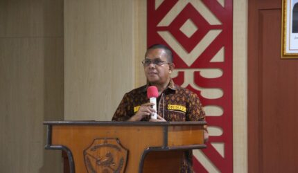 Siaran Pers, Gubernur Nusa Tenggara Timur Melki Emanuel Melkiades Laka Lena bergerak cepat merespons gempa bumi berkekuatan magnitudo 7,7 yang mengguncang wilayah utara Flores, Nusa Tenggara Timur, (Sumber Foto Dok: Biro Administrasi Pimpinan Setda Provinsi NTT).