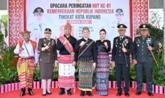 Kenakan Busana Adat Flores, Wali Kota dan Wawali Tunjukkan Solidaritas untuk Korban Gempa