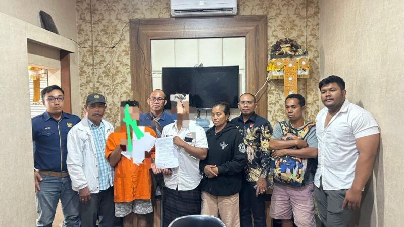 Tim Kuasa Hukum dari LAW FIRM JAMES RICHARD AND PARTNERS Bersama keluarga korban mendampingi Proses hukum yang di tangani Penyidik Satlantas Polresta Denpasar. Sumber foto dok: Adv Florianus.