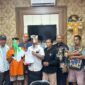 Tim Kuasa Hukum dari LAW FIRM JAMES RICHARD AND PARTNERS Bersama keluarga korban mendampingi Proses hukum yang di tangani Penyidik Satlantas Polresta Denpasar. Sumber foto dok: Adv Florianus.