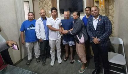 Law Firm James Richard & Partners bersama korban usai proses penyelesaian perkara melalui mekanisme Restorative Justice. Yang difasilitasi oleh (Satlantas) Polresta Denpasar, berlangsung pada hari Selasa, 15 September 2026 sekira pukul 11.00 WITA, bertempat di ruangan Satlantas Polresta Denpasar.